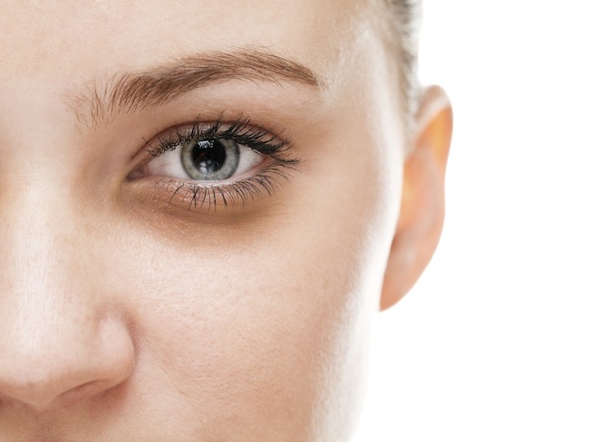 Trẻ hoá vùng mắt quyết định đến 80% thần thái gương mặt